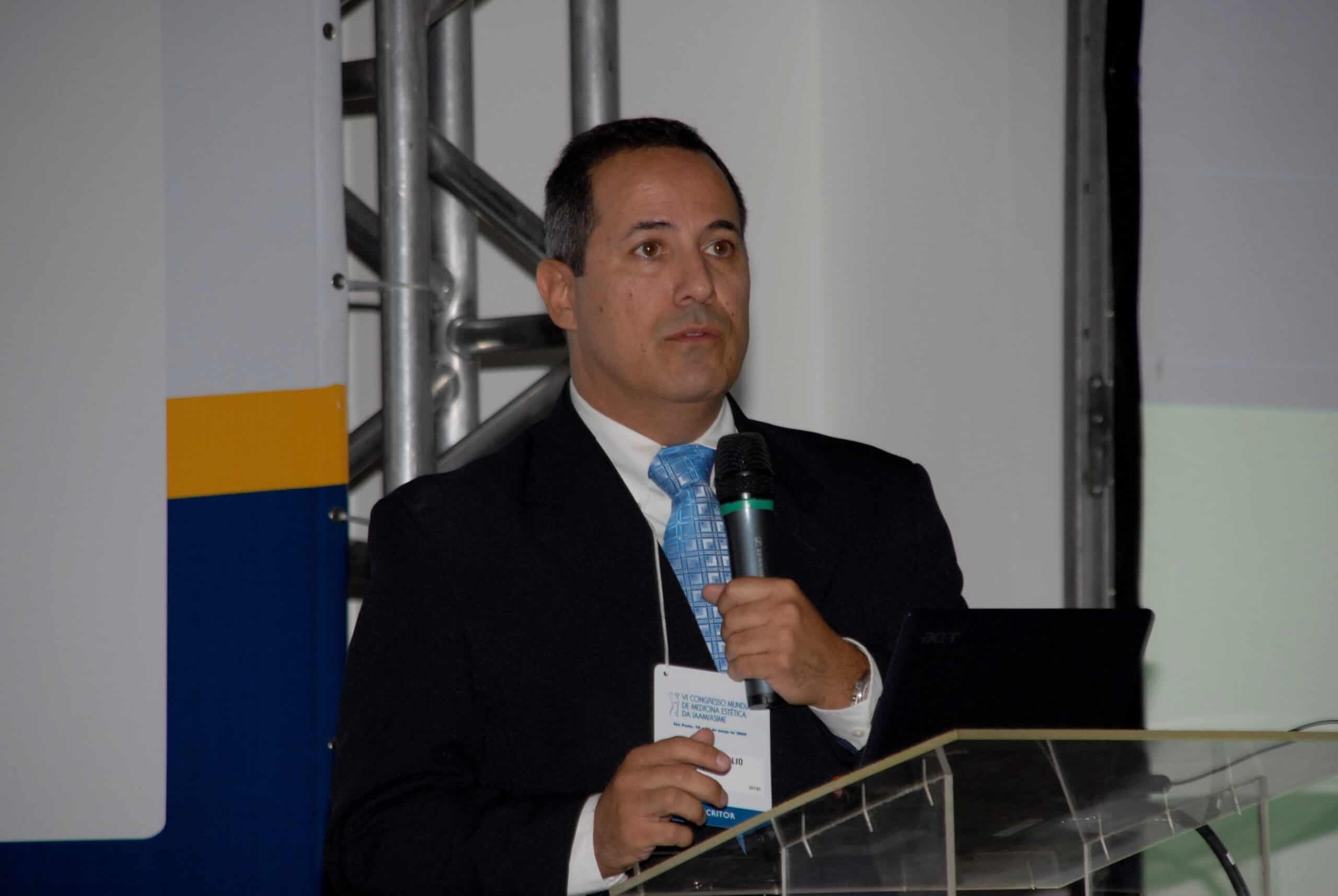 Dr. Marcelo Valio